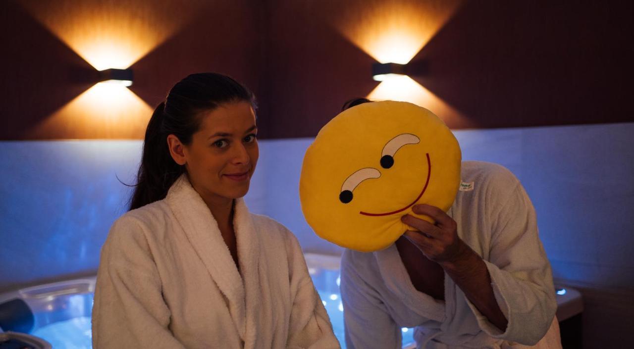 Wellness Relax - Luxusni Hotell Praha Eksteriør bilde